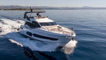 Ascend charter yacht