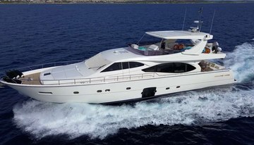 Argo V charter yacht