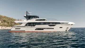 Papillon charter yacht