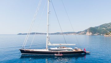 Favourite Child yacht charter in Tobago Cays