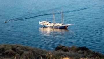 Scubaspa Zen yacht charter in Wayag Island