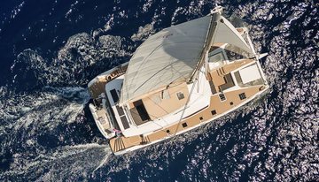 Neow charter yacht