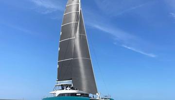 Imladris charter yacht