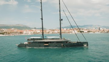 Reposado charter yacht