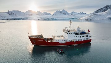 Vikingfjord charter yacht