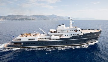 Legend charter yacht