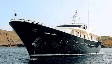 Don Ciro charter yacht