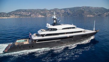 Icon charter yacht