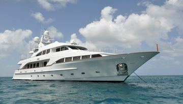 Hoshi charter yacht