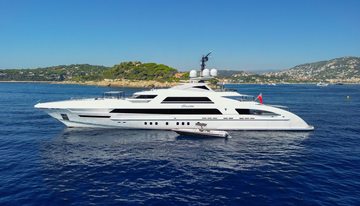 Illusion charter yacht