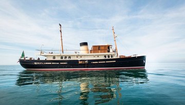 Taransay charter yacht