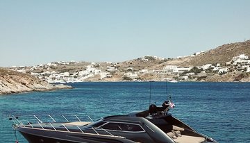 007 charter yacht