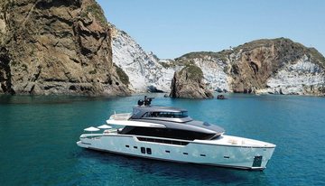 Sabbia charter yacht