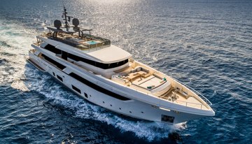 Haiami I charter yacht