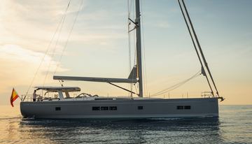 Agarimo Six charter yacht