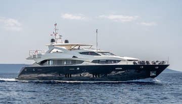 Arago charter yacht