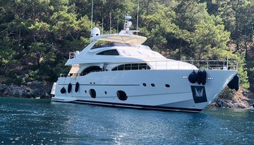Funda D charter yacht