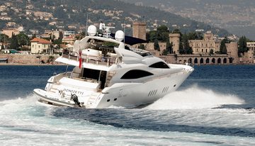 Donizetti charter yacht