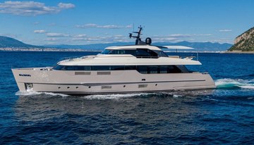 Invictus charter yacht