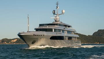 Regina D'Italia charter yacht