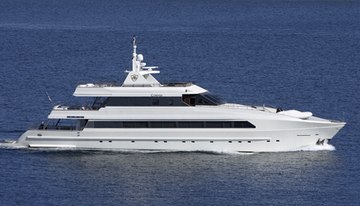Corvus charter yacht