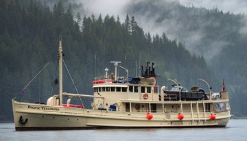 Pacific Yellowfin charter yacht