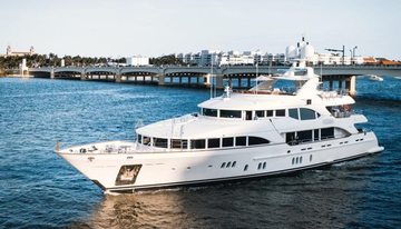 Alegria charter yacht