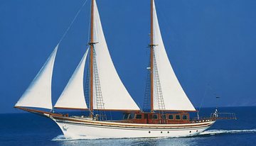 Hermina charter yacht