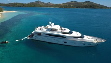 Encore charter yacht