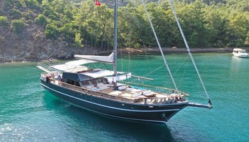 Ayo charter yacht