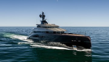 Salt charter yacht