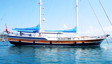 Ece Berrak charter yacht