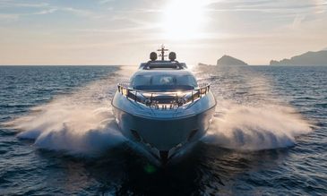 Award-winning Mangusta 104 REV yacht OFFLINE joins the charter market