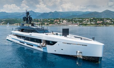 Tankoa delivers 50m superyacht GREY to her owner