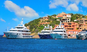 Escape for Easter with last-minute availability for Bahamas and Mediterranean yacht charters