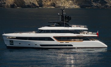 Benetti yacht LEGEND unveils 10% saving for May charters on the French Riviera