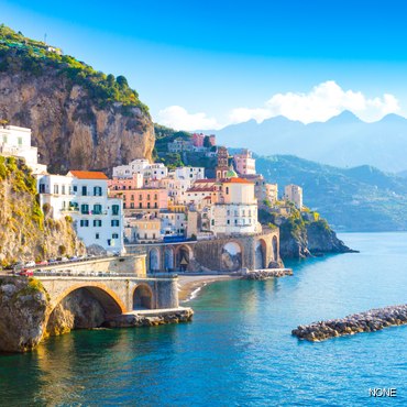 Amalfi Coast yacht charter