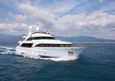 Ahida 2 charter yacht