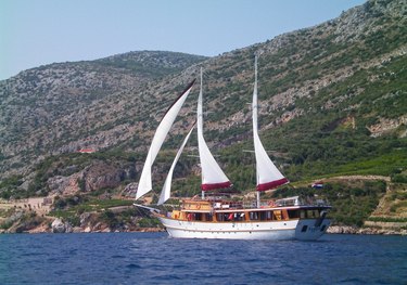 Cataleya charter yacht