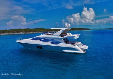 Liquidity charter yacht