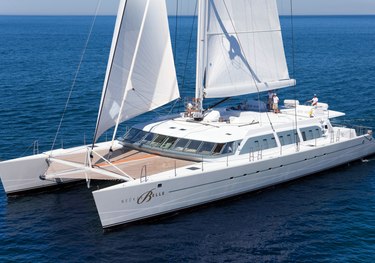 Bella Vita charter yacht