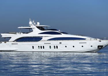 Artemy charter yacht