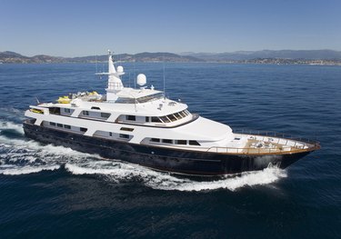 Lady Rose charter yacht