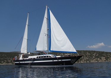 Iris PSI charter yacht
