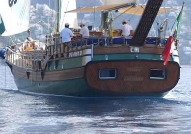 Mariagiovanna charter yacht
