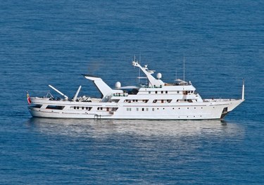 Esmeralda charter yacht