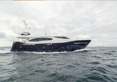 Fantom charter yacht