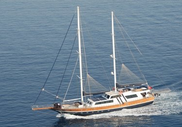 Esma Sultan charter yacht