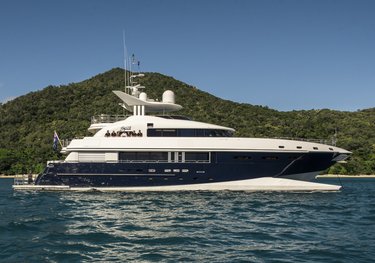 Spirit charter yacht