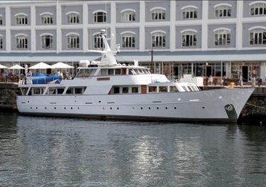 Jackie O charter yacht